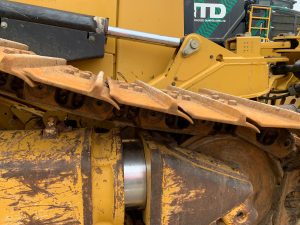 Caterpillar D6 LGP right track ram
